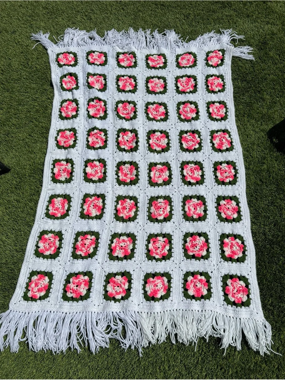 Crochet 3D Pink & White Flower Rose Throw Blanket Granny Afghan Cottage ~44x64
